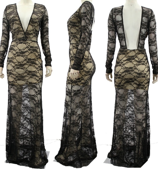 Dresses & Skirts - Elegant Gown w Lace Overlay